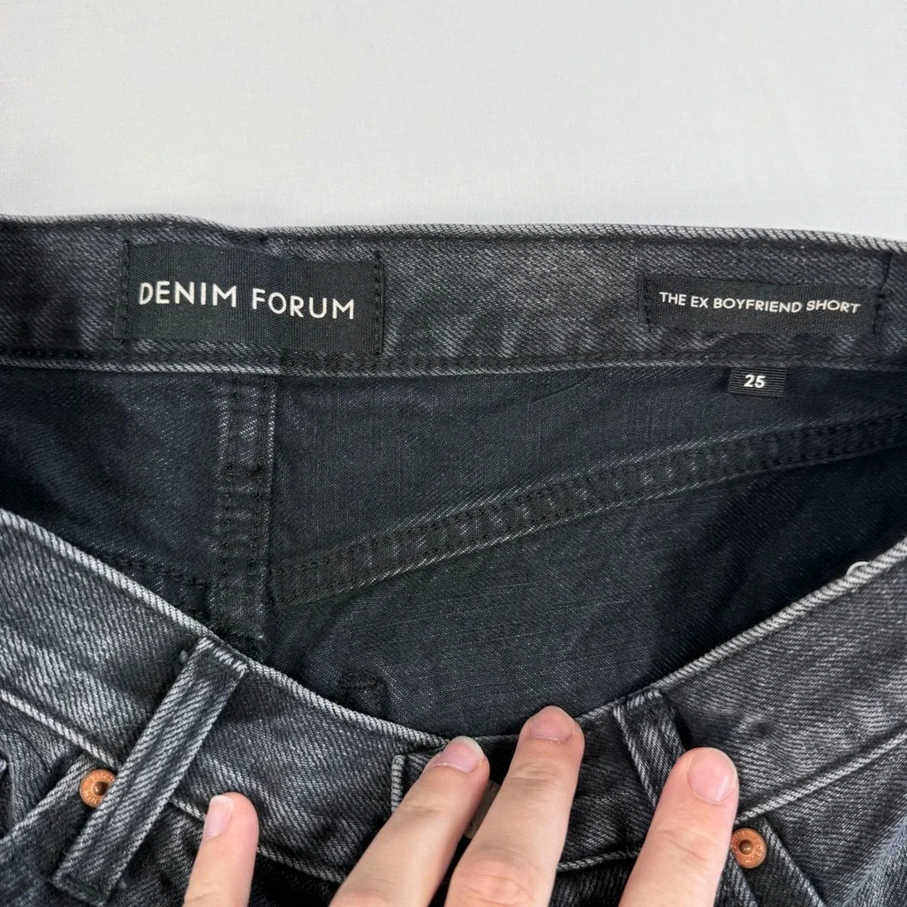 ARITZIA Denim‎ Forum The Ex Boyfriend Short Black High Rise Size 25